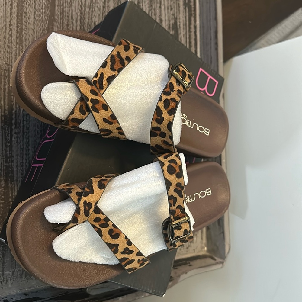 Leopard sandals